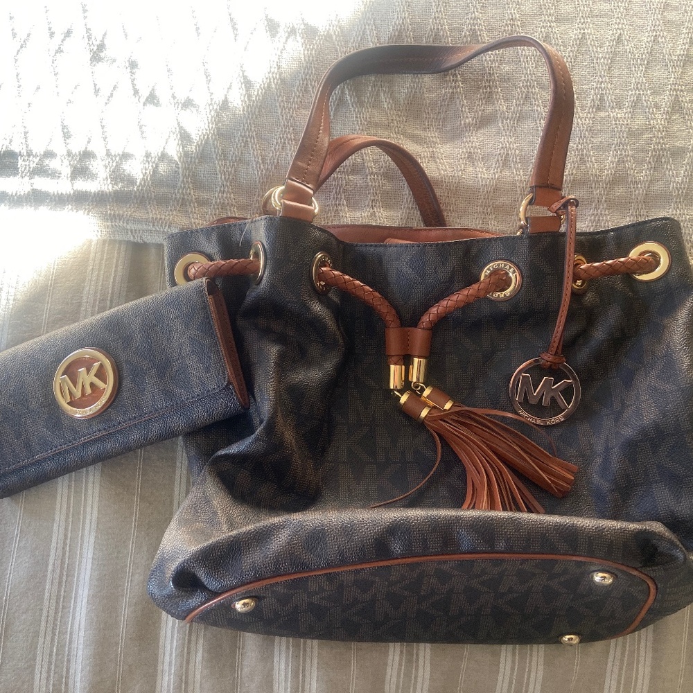 Michael Kors purse and wallet